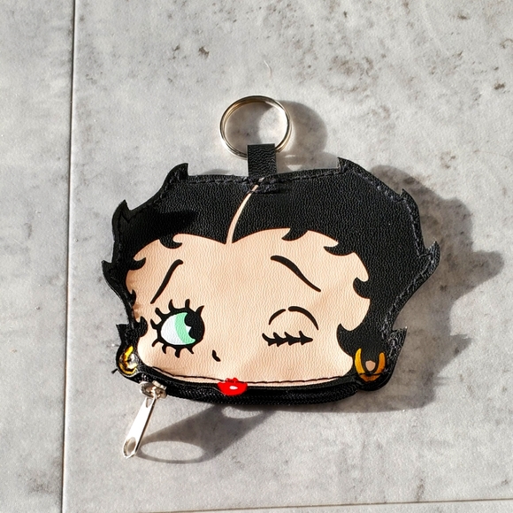 10/$30 NWOT Betty Boop change purse with key ring - Picture 1 of 4